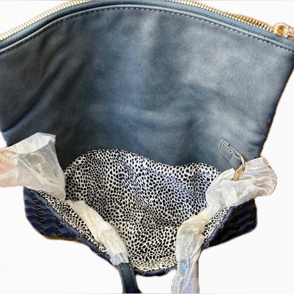 Sole Society Woven Foldover Bag with Crossbody Chain - Picture 6 of 8